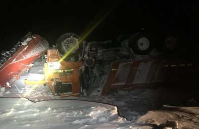 КамАЗ в кювете