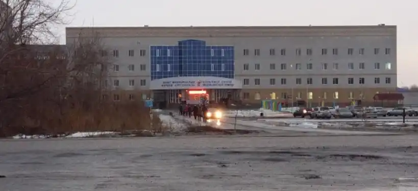 Двух врачей БСМП Семея уличили во взимании денег за бесплатную процедуру