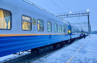 поезд, вагоны, КТЖ