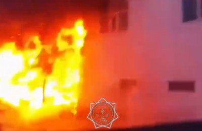 Пожар произошел на территории парка аттракционов в Шымкенте