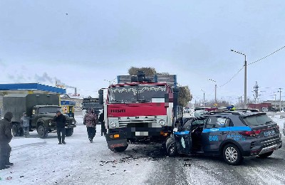ДТП, грузовик, полицейское авто