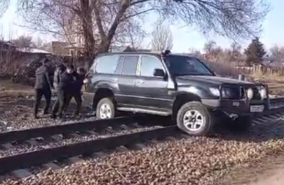 автомобиль