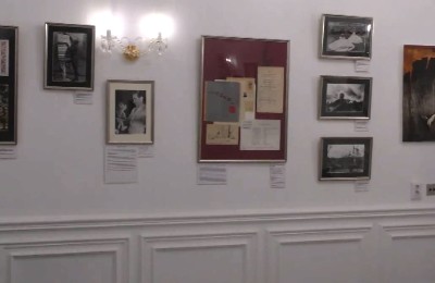 Выставка "Театр на фронте: берег надежды"