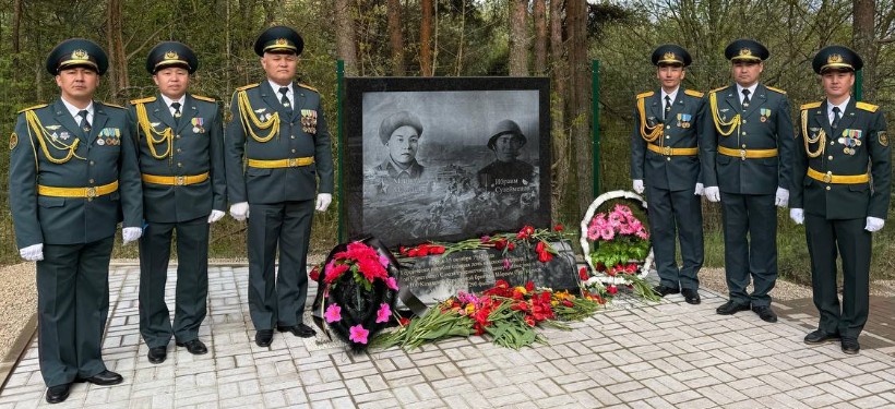 братские захоронения, память