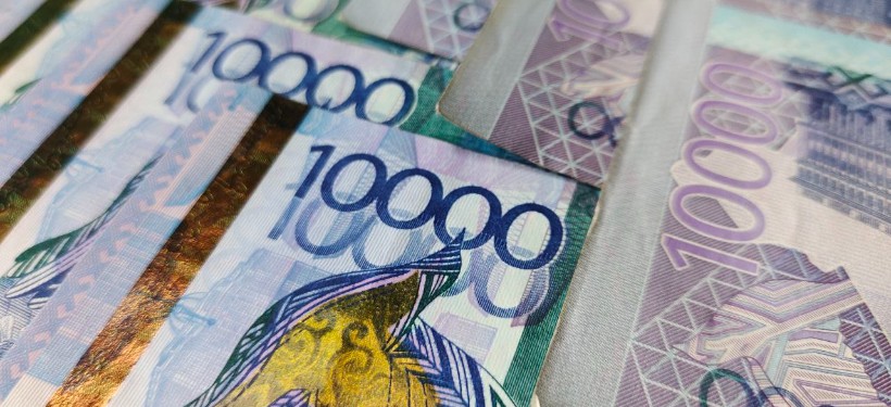 Семейчанин пытался устроиться на престижную работу и нарвался на мошенницу