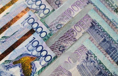 Более 20 млн тенге взыскали с "дропперов" в Казахстане