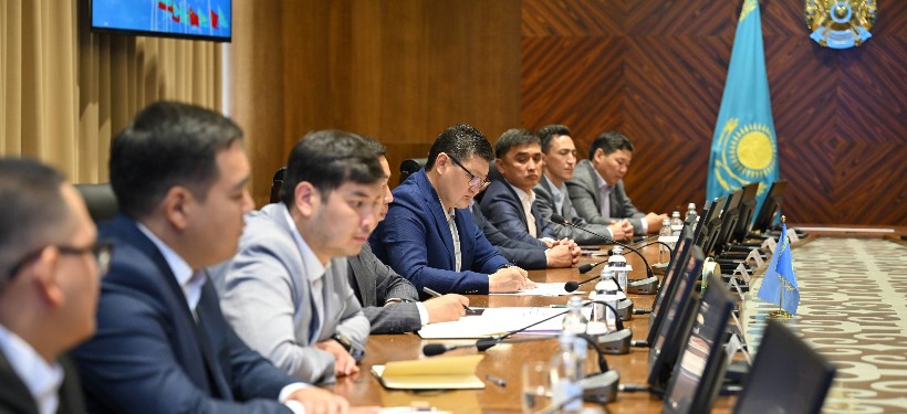 әкімдікте кездесу әкімдікте кездесу