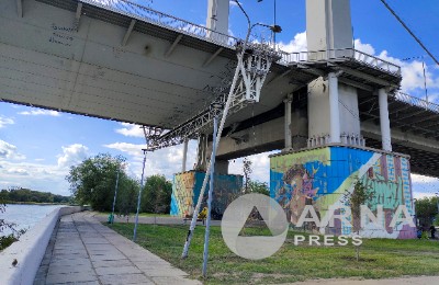 Столб, мост