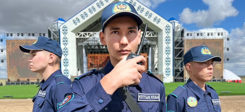 гвардейцы гвардейцы