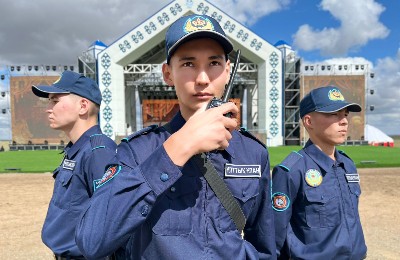 гвардейцы