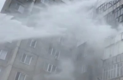 тушат пожар