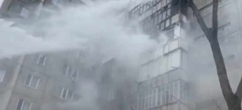 тушат пожар тушат пожар