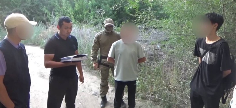 күдіктіні ұстау күдіктіні ұстау