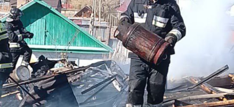 пожар, газбаллоны, МЧС РК