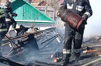 пожар, газбаллоны, МЧС РК