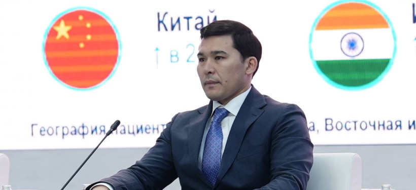 министр туризма и спорта Ербол Мырзабосынов министр туризма и спорта Ербол Мырзабосынов