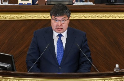 Мади Такиев