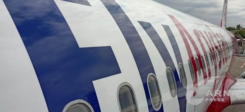 FlyArystan, самолет FlyArystan, самолет