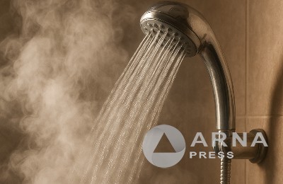 душ с горячей водой