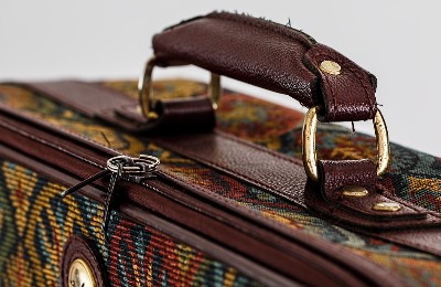 переезд, чемодан, переселение