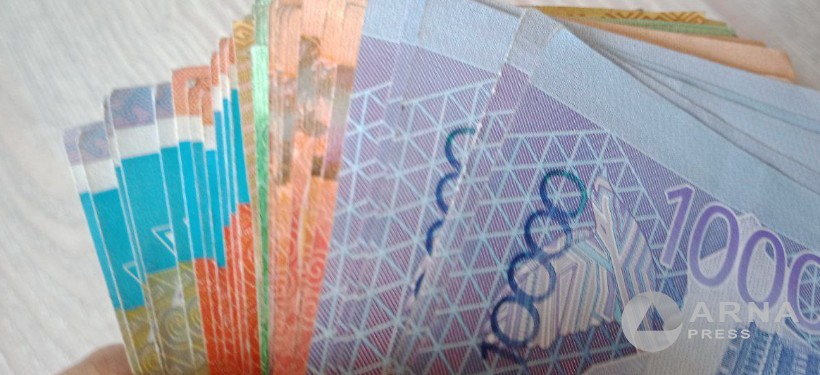 деньги, тенге