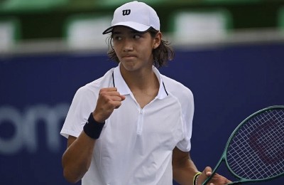 Амир Омарханов