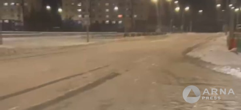 Тайғақ жол: Семейде жүргізушілер топырақ себуді сұрайды