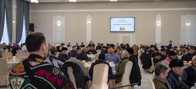 қайырымды іс, аула сыпырушылар, тегін такси, Зекет қайырымдылық қоры