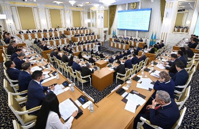 обсуждение поправок в конституцию