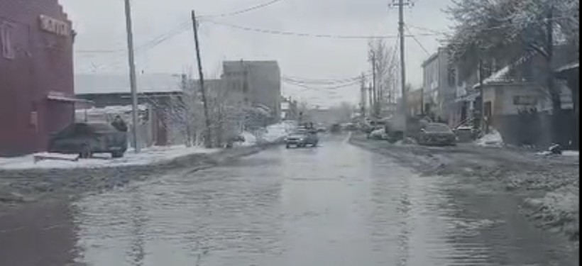 лужи на улицах