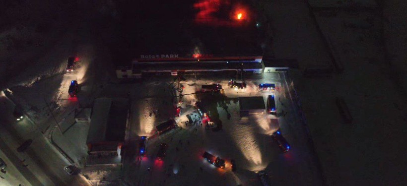 Детский развлекательный центр горит в Семее: создан оперативный штаб