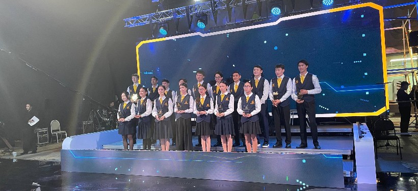 участники проекта "Лидер XXI века"