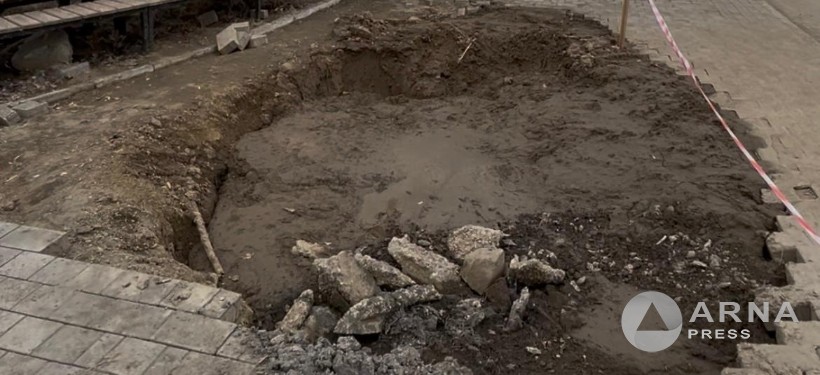 провал брусчатки