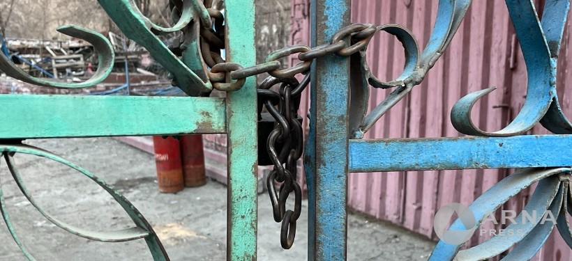 замок, ворота детского парка