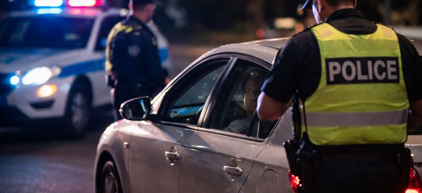 көлік, мас, ұсталды