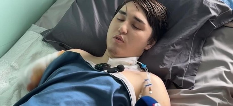 қайғылы жайт, студент, қол