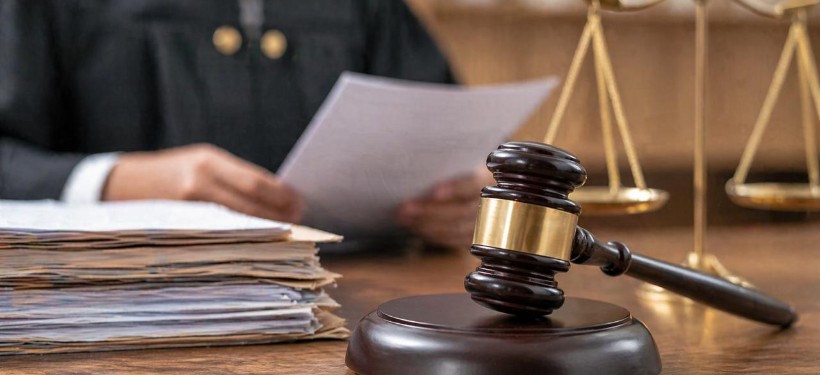 сот, шешімі, шекара, құқық