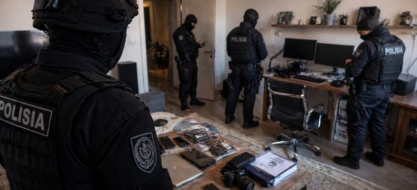 қылмыс, сауда, порностудия