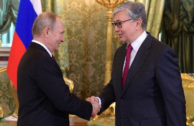 Путин с Токаевым
