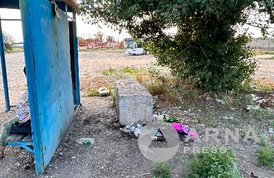 Жоламан, аялдама, қоқыс