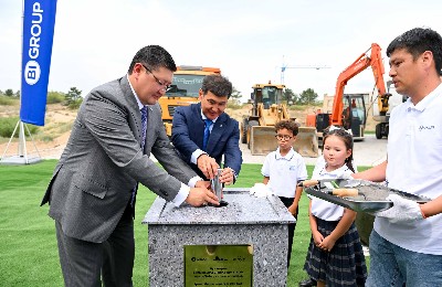 закладка капсулы строительства